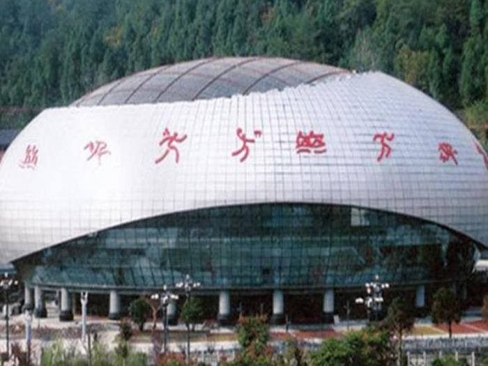 芜湖体育中心球形网架加工安装